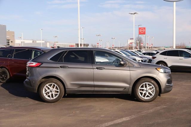 Certified 2024 Ford Edge SEL image 4