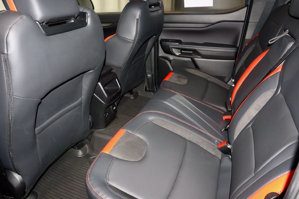 Certified 2025 Ford Ranger Raptor AWD/4WD image 21