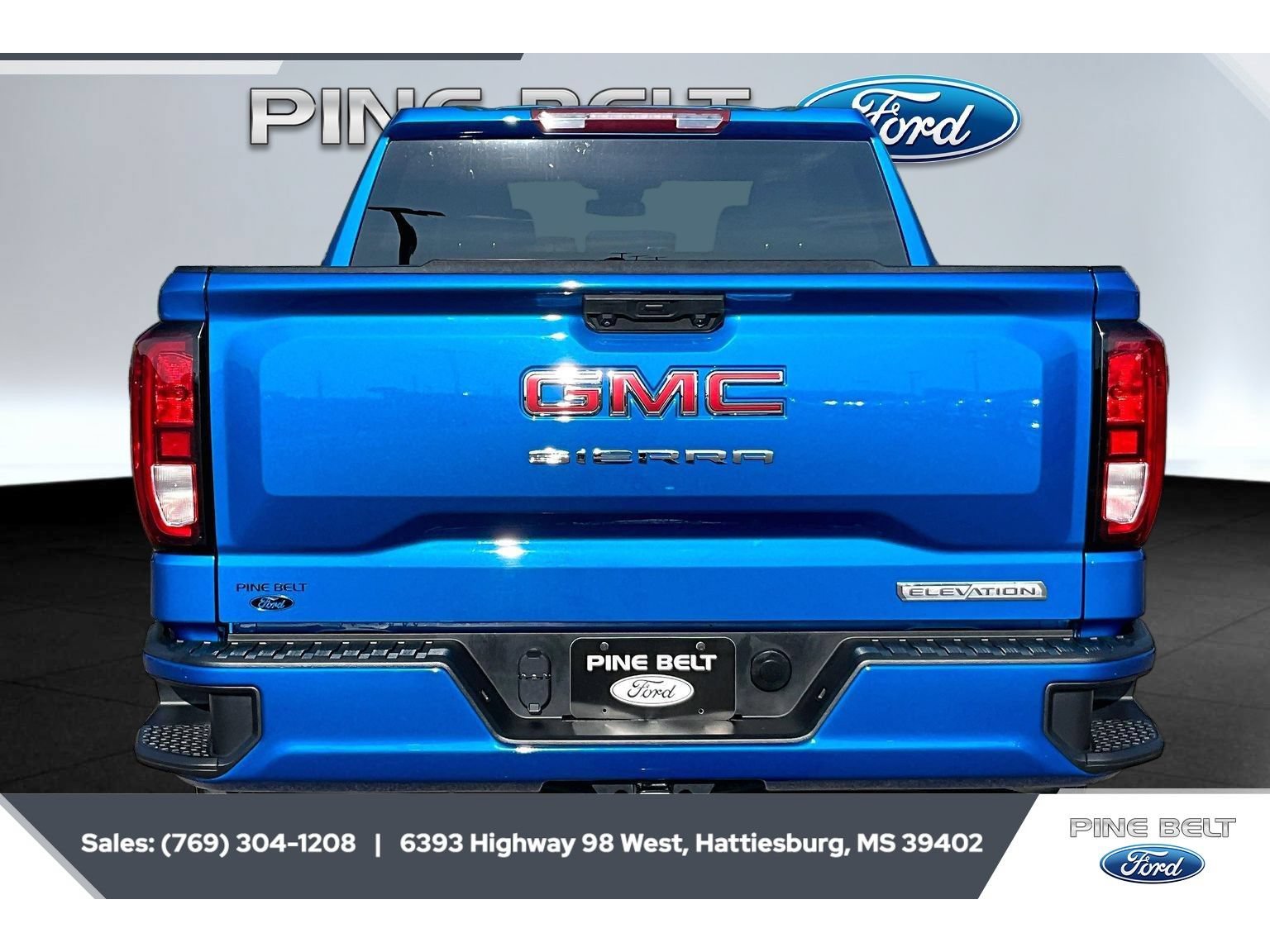 Used 2024 GMC Sierra 1500 Elevation AWD/4WD image 4