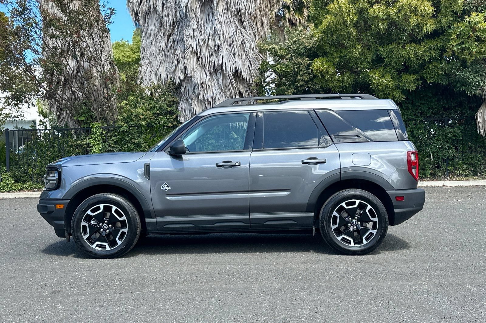 Certified 2023 Ford Bronco Sport Outer Banks AWD/4WD image 7