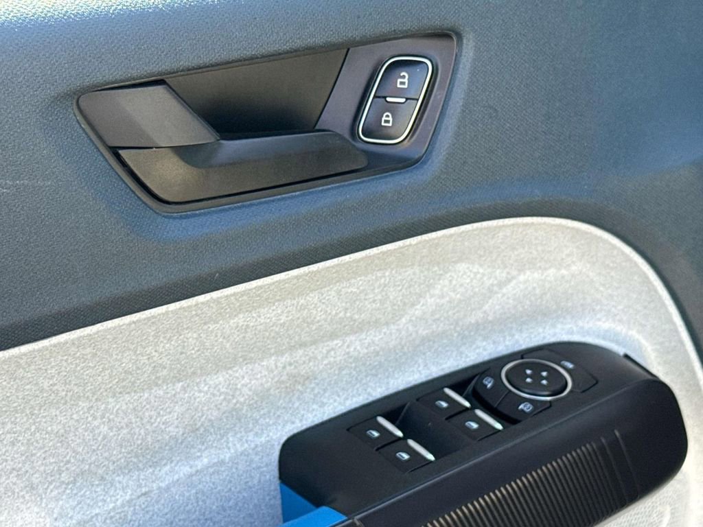 Certified 2025 Ford Maverick XLT w/ Equipment Group 302A image 20