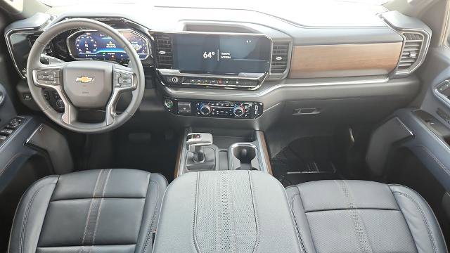 Used 2025 Chevrolet Silverado 1500 High Country w/ Technology Package image 34