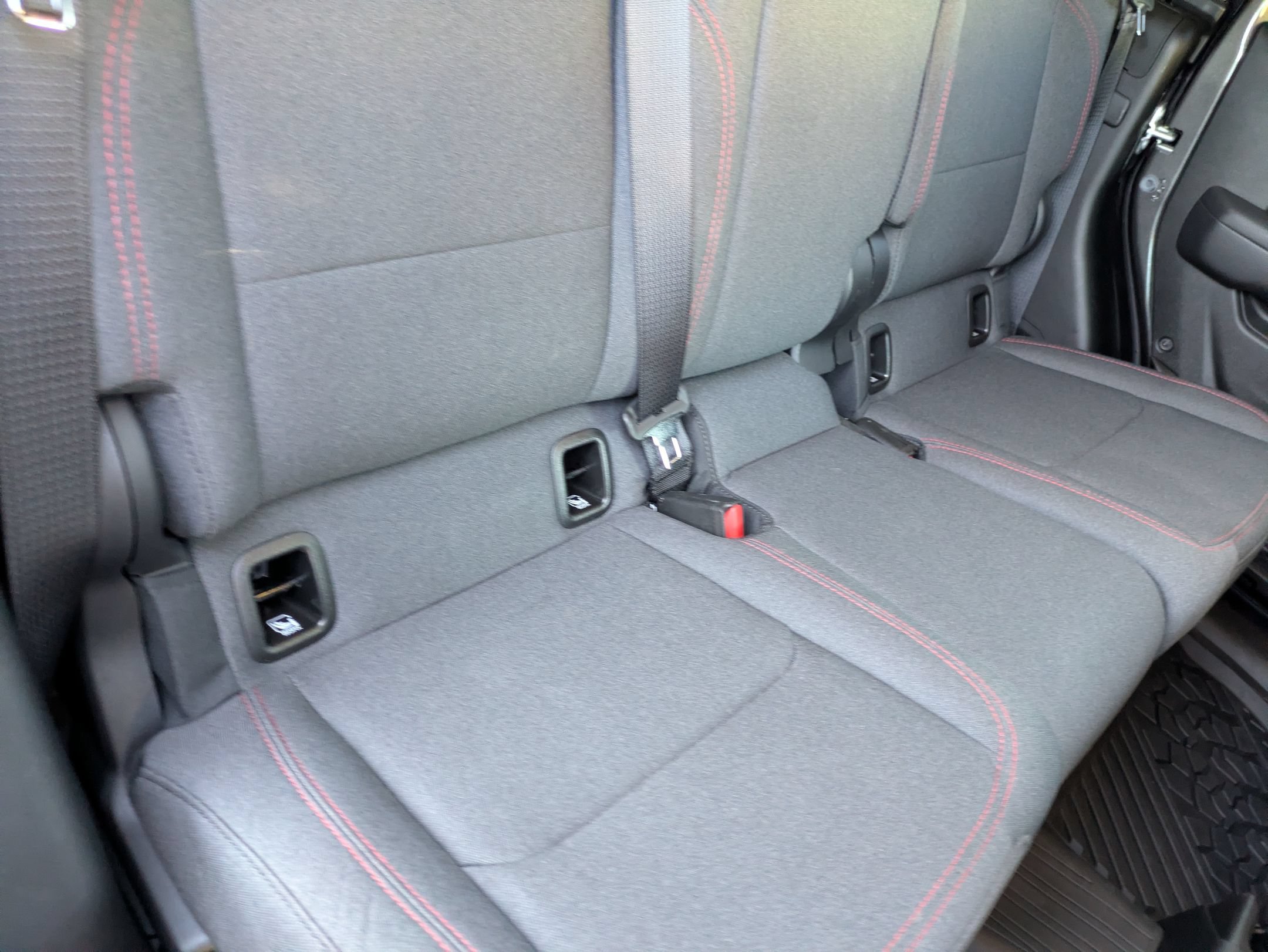 Used 2025 Jeep Gladiator Rubicon w/ Safety Group AWD/4WD image 37