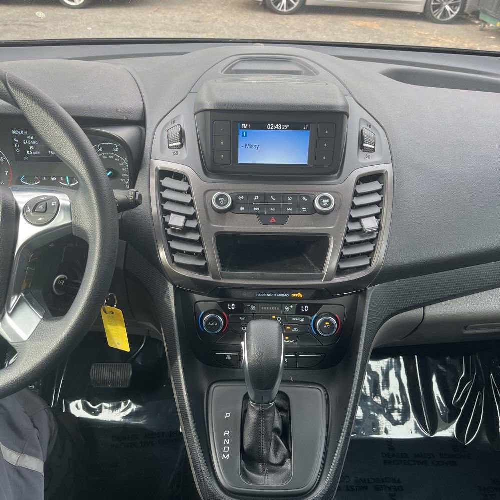 Certified 2023 Ford Transit Connect XL image 19