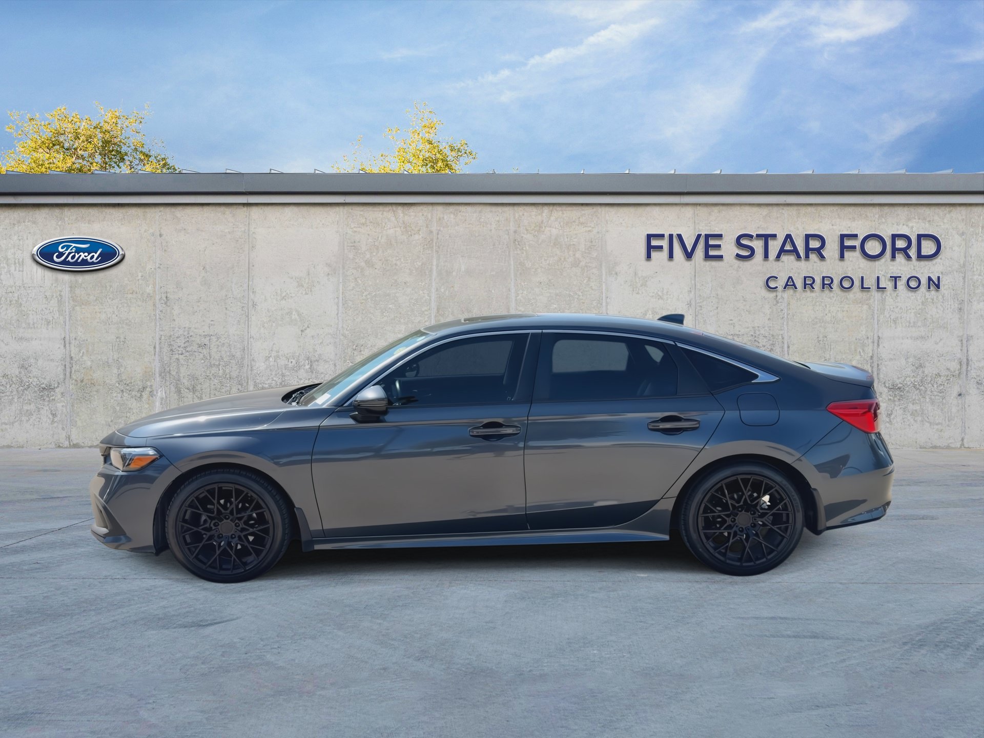 Used 2024 Honda Civic Touring image 5