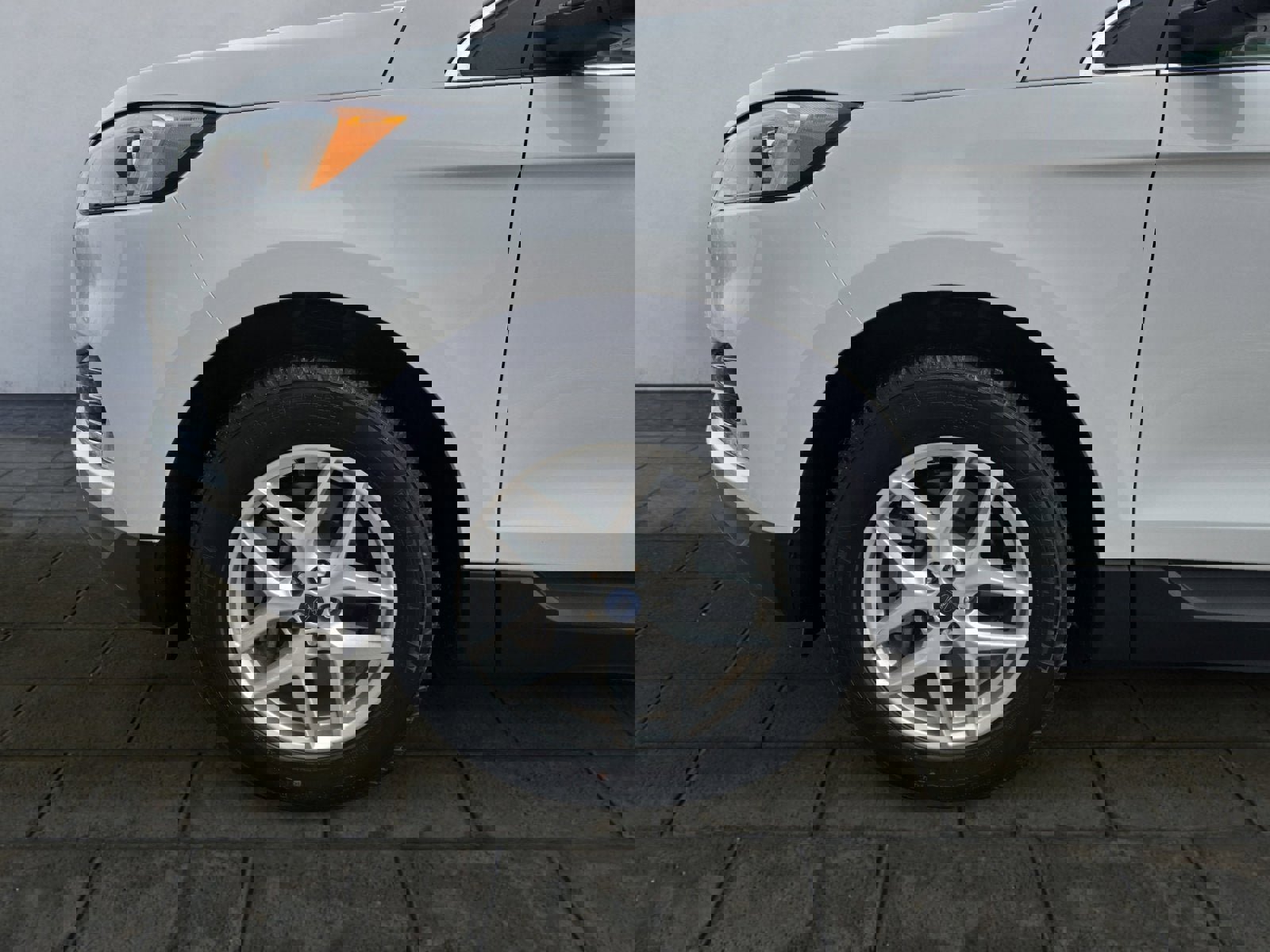 Certified 2022 Ford Edge SEL w/ Convenience Package image 26