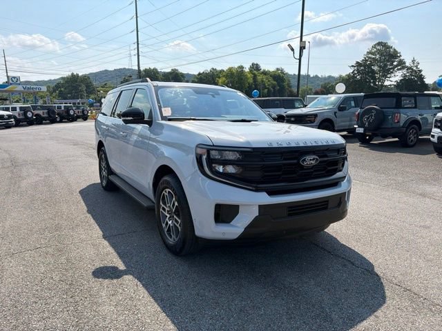 Certified 2025 Ford Expedition Active RWD image 2