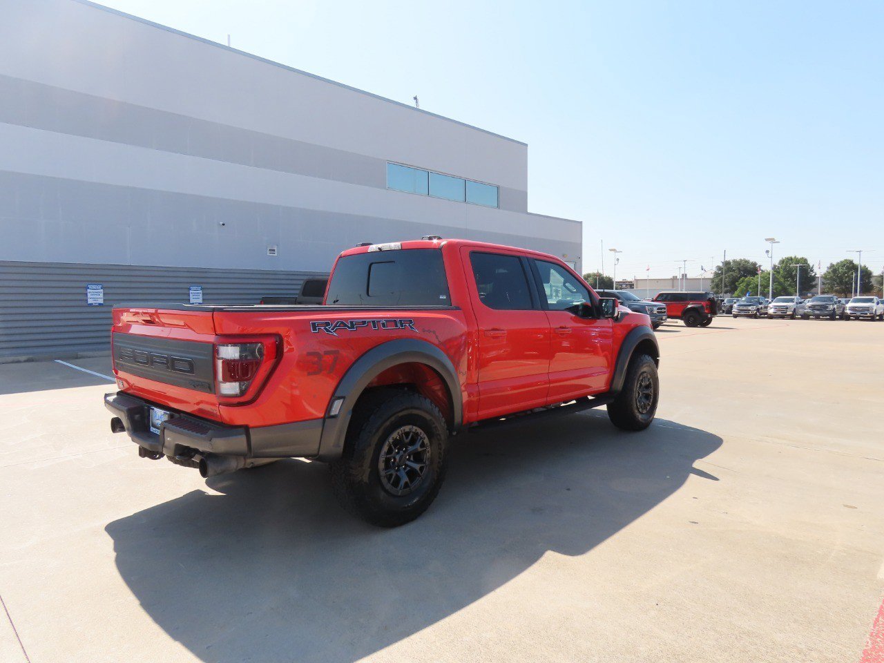 Certified 2021 Ford F150 Raptor w/ Raptor 37 Performance Package AWD/4WD image 11