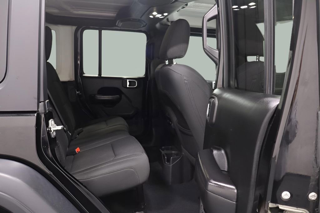 Used 2019 Jeep Wrangler Unlimited Sport S image 14