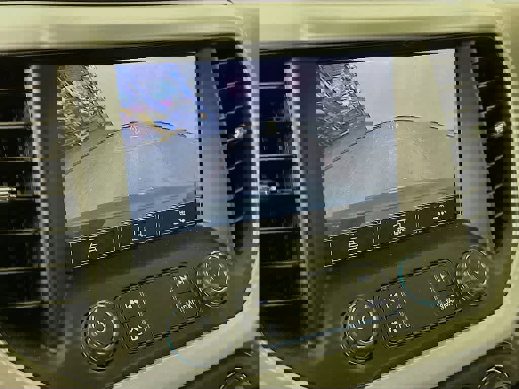 Used 2023 GMC Acadia SLT w/ Preferred Package image 26