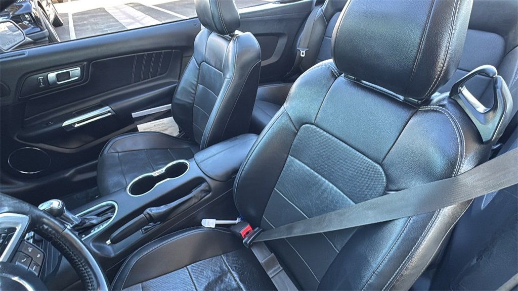 Certified 2019 Ford Mustang Premium image 22