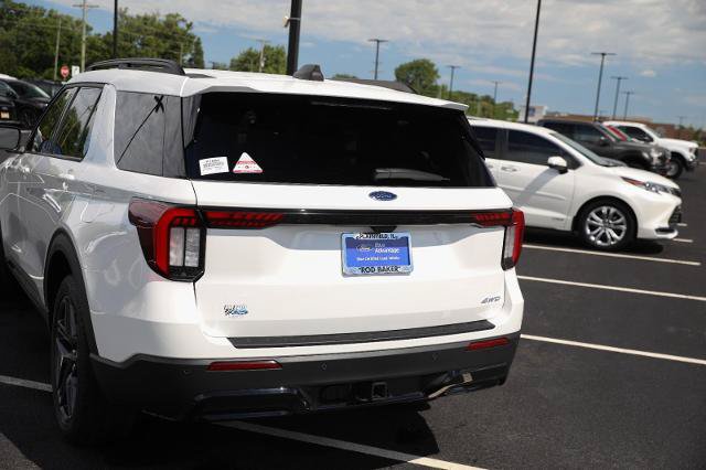 Certified 2025 Ford Explorer ST-Line w/ ST-Line Street Pack AWD/4WD image 13