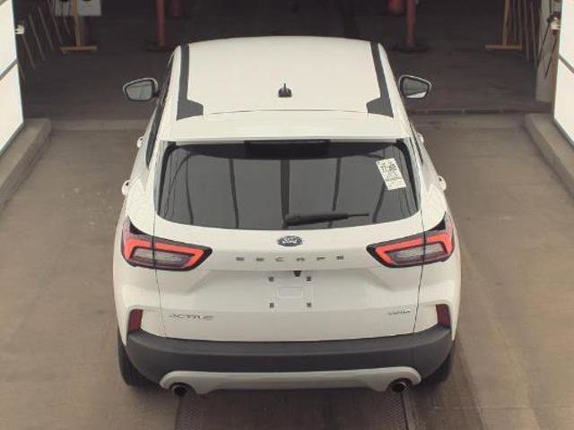 Certified 2023 Ford Escape Active w/ Tech Pack #2 image 3