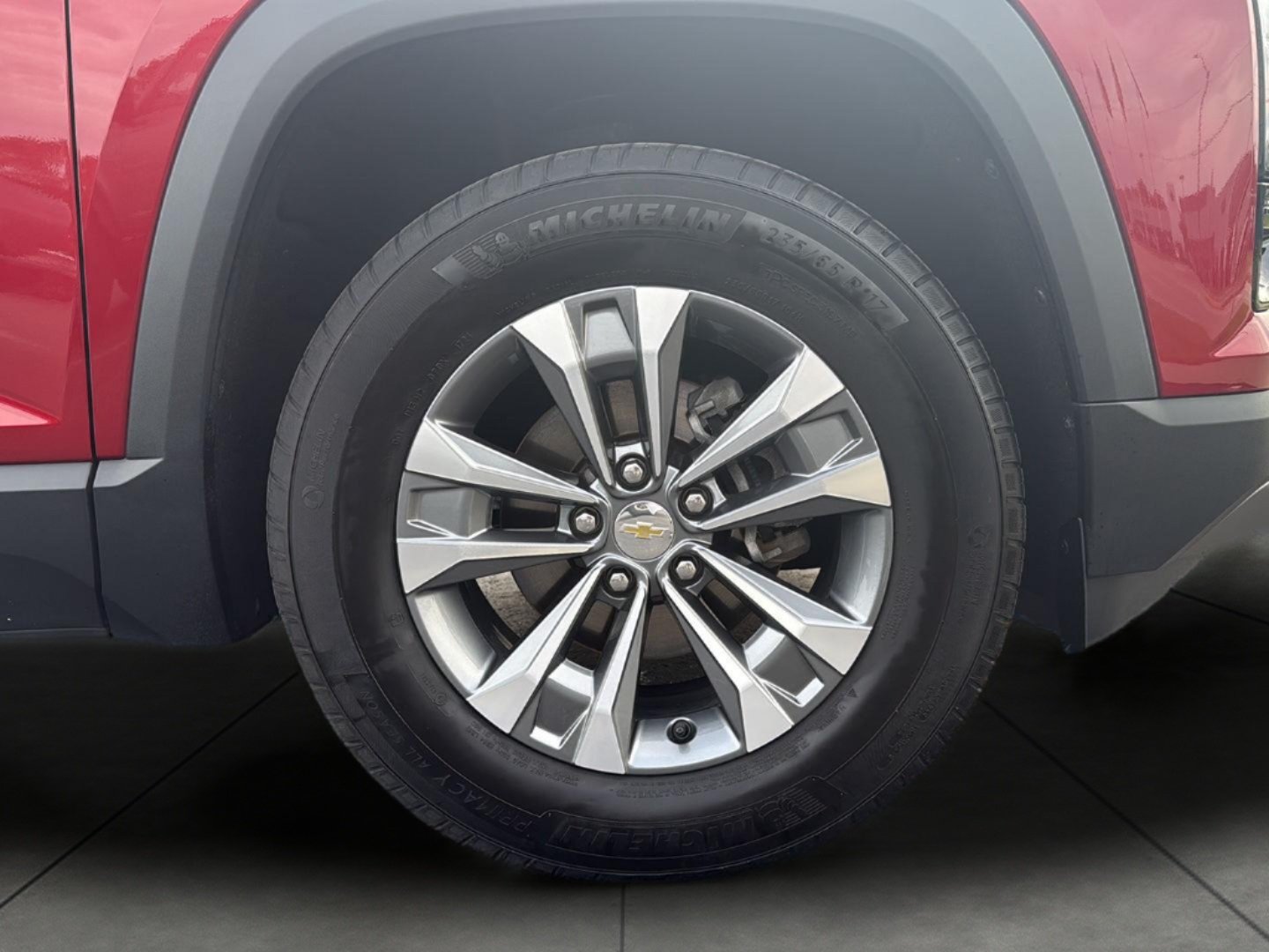 Used 2025 Chevrolet Equinox LT w/ Safety and Technology Package AWD/4WD image 6