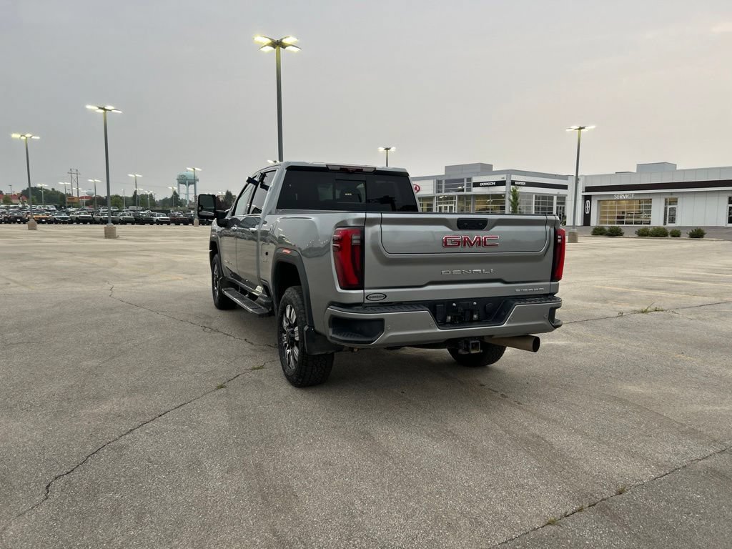 Used 2024 GMC Sierra 2500 Denali w/ Denali Reserve Package AWD/4WD image 8