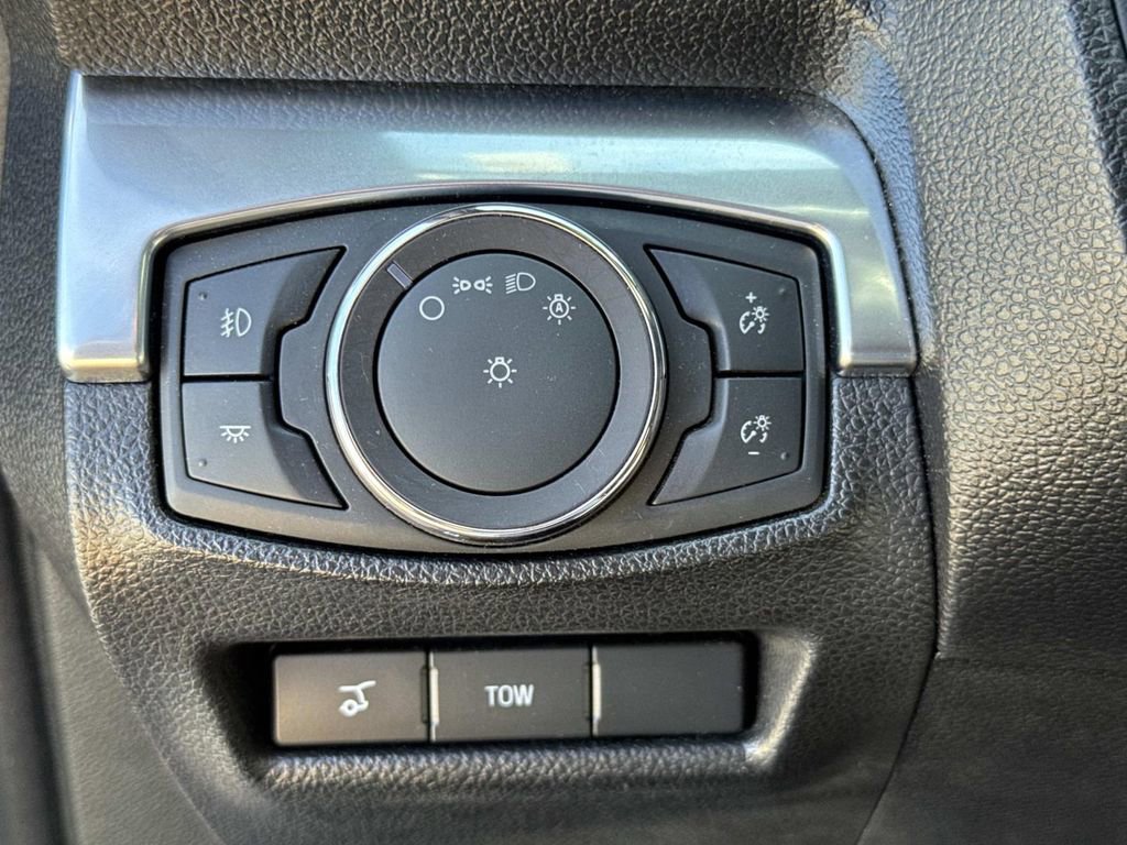 Certified 2019 Ford Explorer Sport image 27