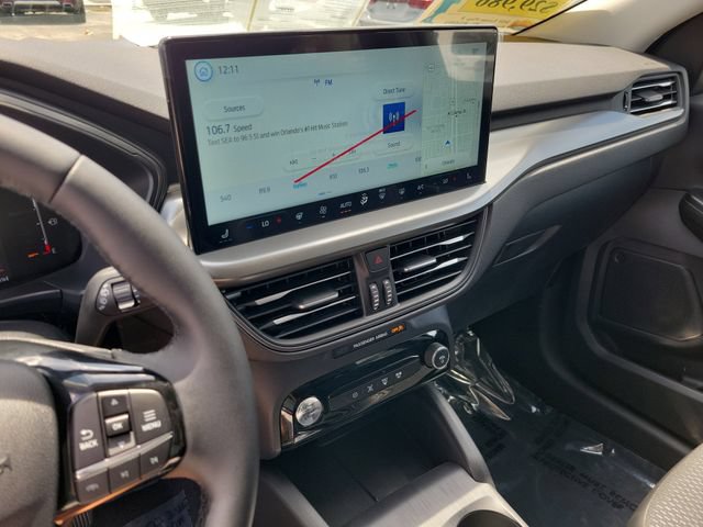 Certified 2025 Ford Escape SE FWD image 29
