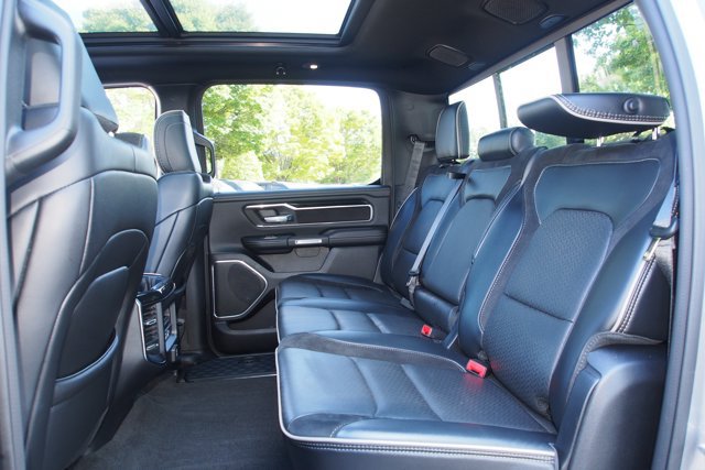 Used 2021 RAM 1500 Laramie w/ Sport Appearance Package AWD/4WD image 19