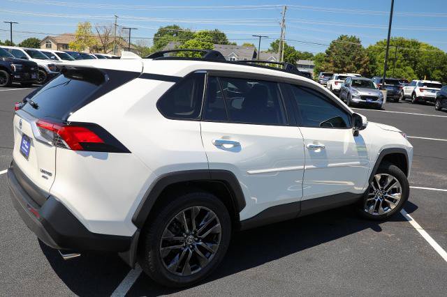 Used 2021 Toyota RAV4 Limited AWD/4WD image 7
