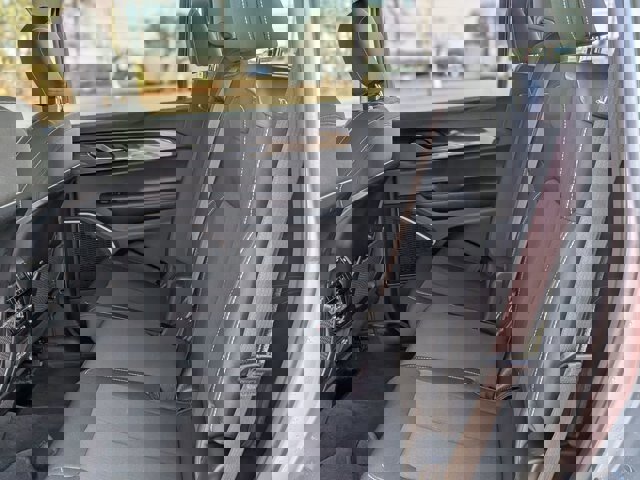 Used 2022 Jeep Grand Cherokee L Laredo w/ Luxury Tech Group I image 28