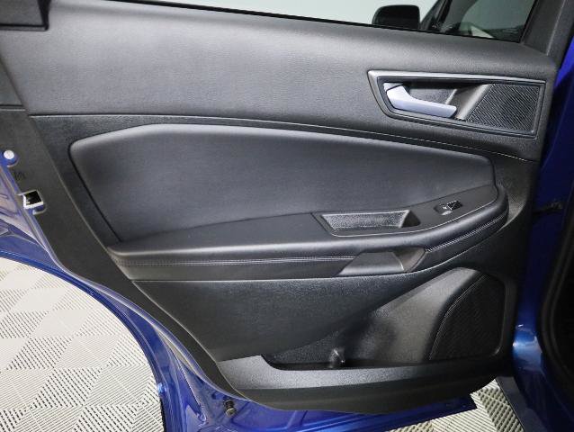 Certified 2024 Ford Edge SE w/ Black Appearance Package AWD/4WD image 32