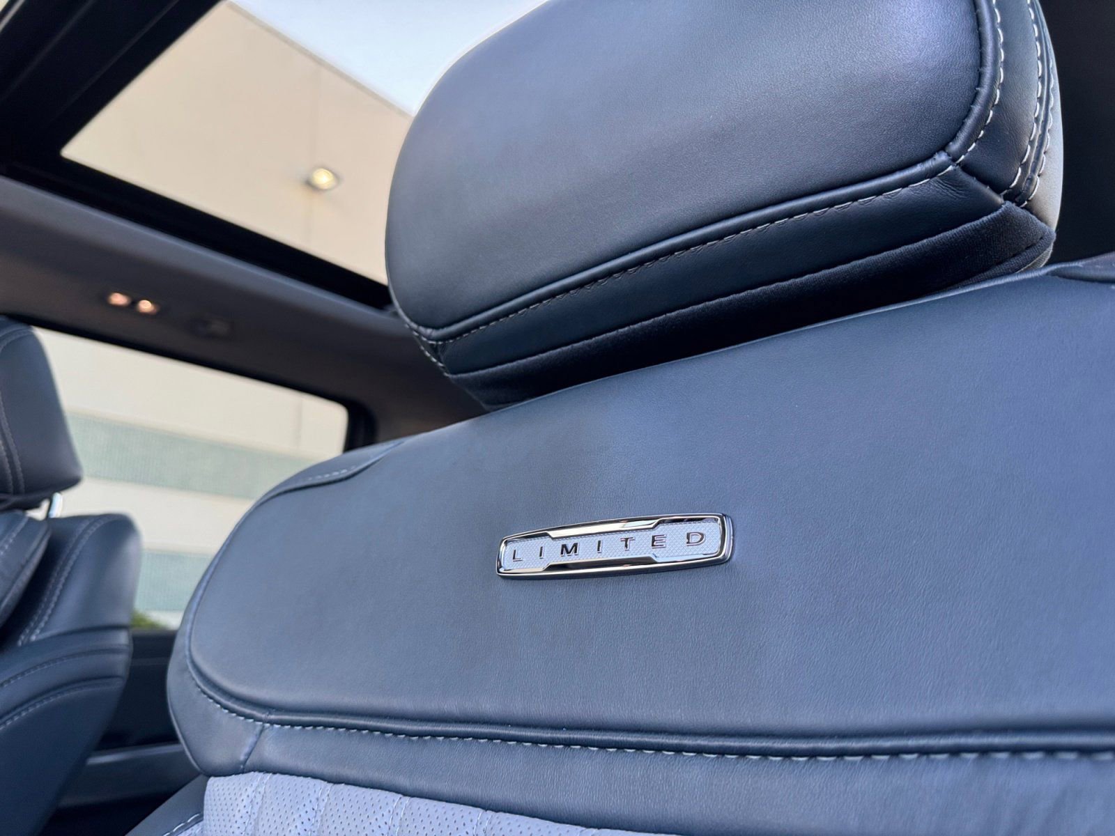 Certified 2024 Ford F250 Limited w/ FX4 Off-Road Package image 25