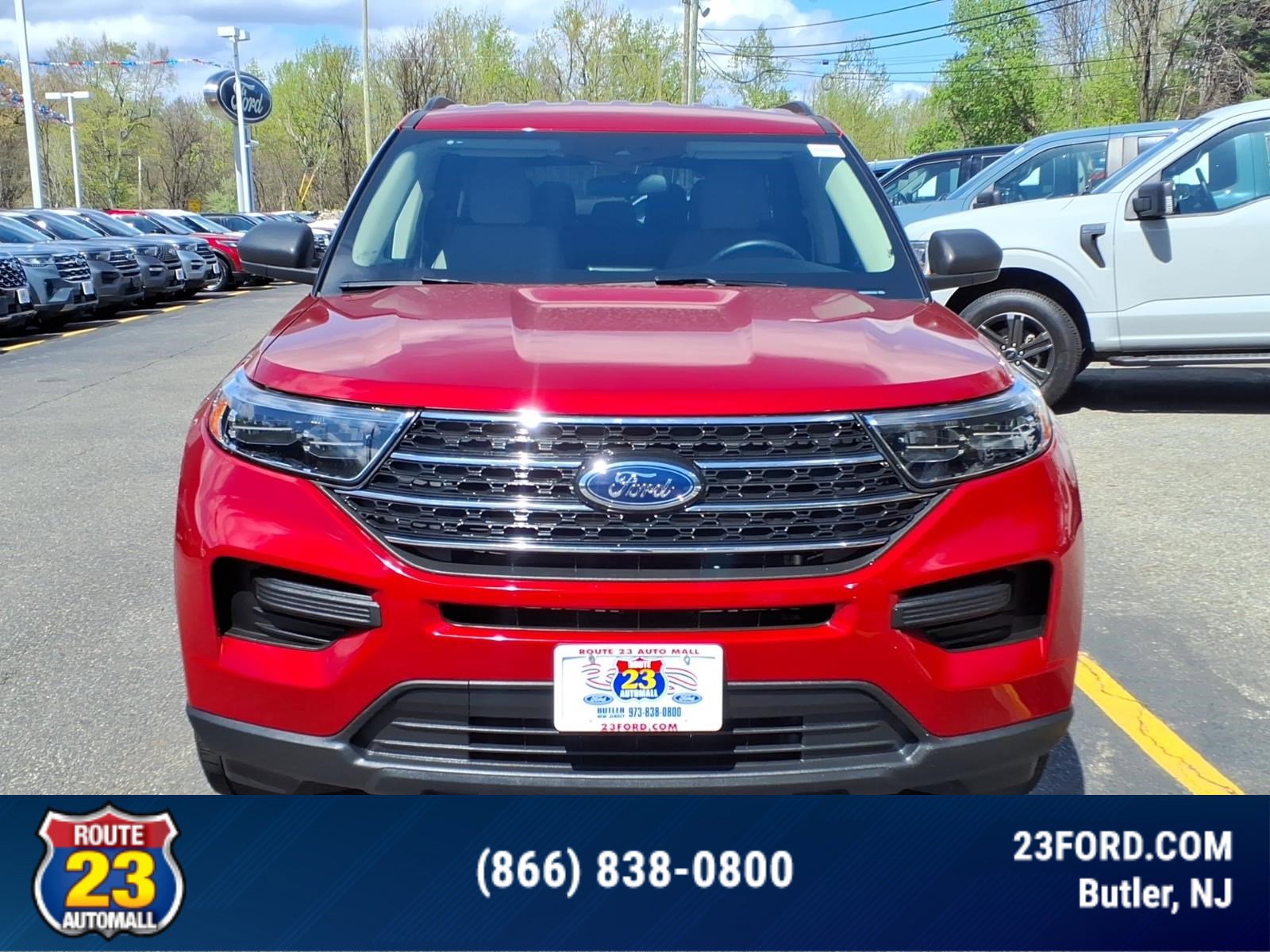 Certified 2024 Ford Explorer XLT AWD/4WD image 2