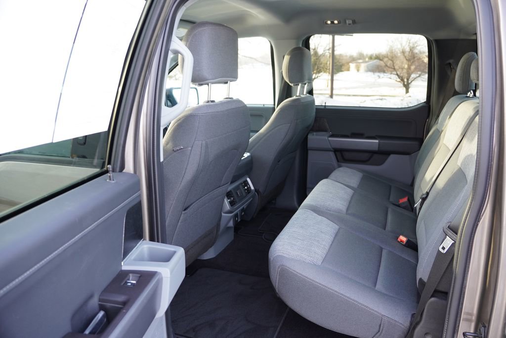 Certified 2021 Ford F150 XLT w/ Equipment Group 302A High image 18