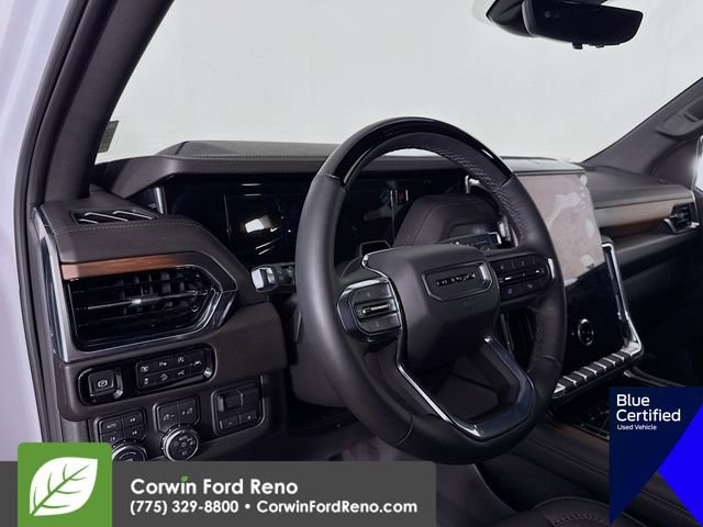 Used 2025 GMC Yukon Denali w/ Denali Reserve Package image 12