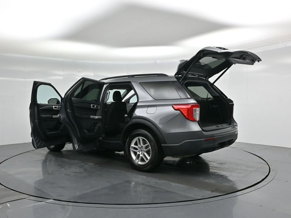 Certified 2022 Ford Explorer XLT w/ Class IV Trailer Tow Package image 56