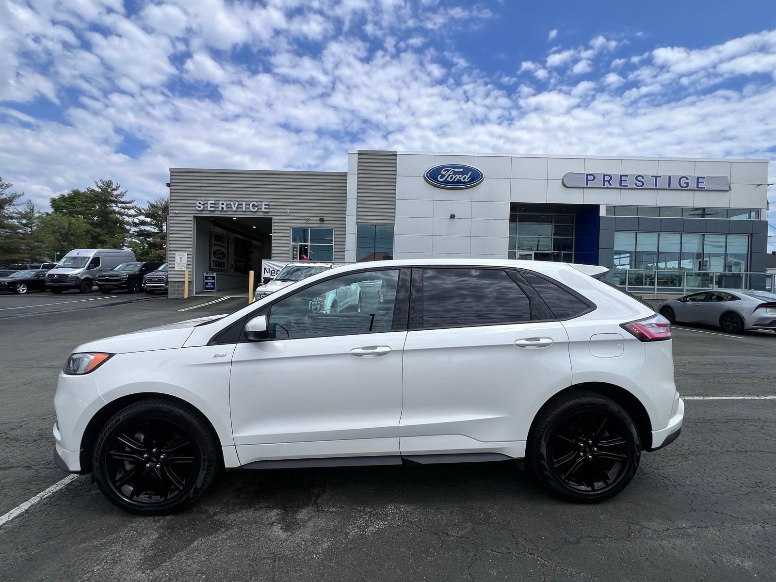 Certified 2023 Ford Edge ST-Line AWD/4WD image 5