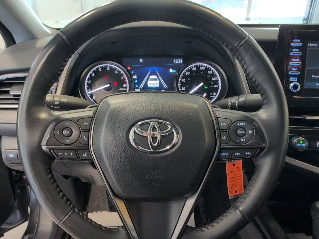 Used 2024 Toyota Camry SE AWD/4WD image 17