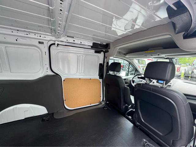 Certified 2023 Ford Transit Connect XL FWD image 10