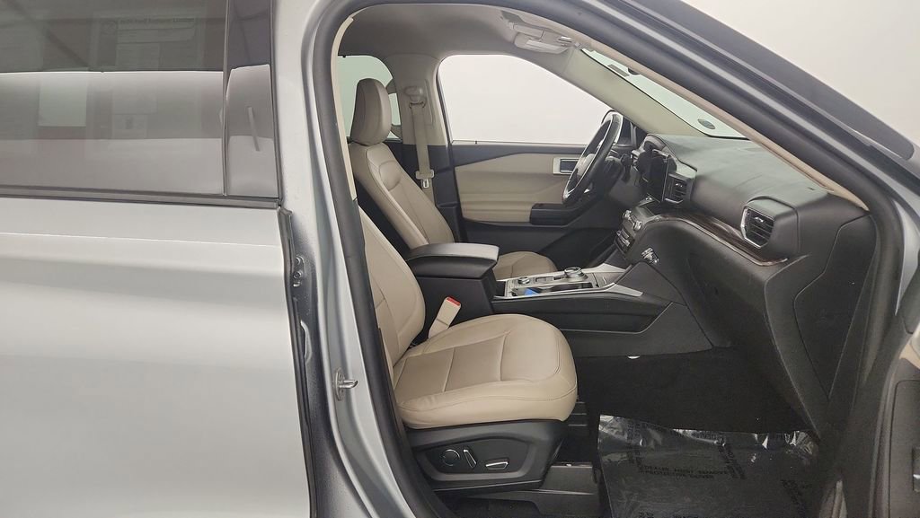 Certified 2020 Ford Explorer Limited w/ Class III Trailer Tow Package image 36
