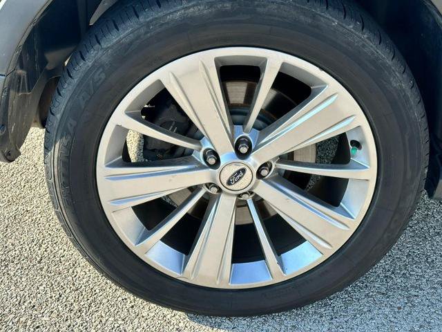 Certified 2019 Ford Explorer Limited w/ Class III Trailer Tow Package FWD image 6