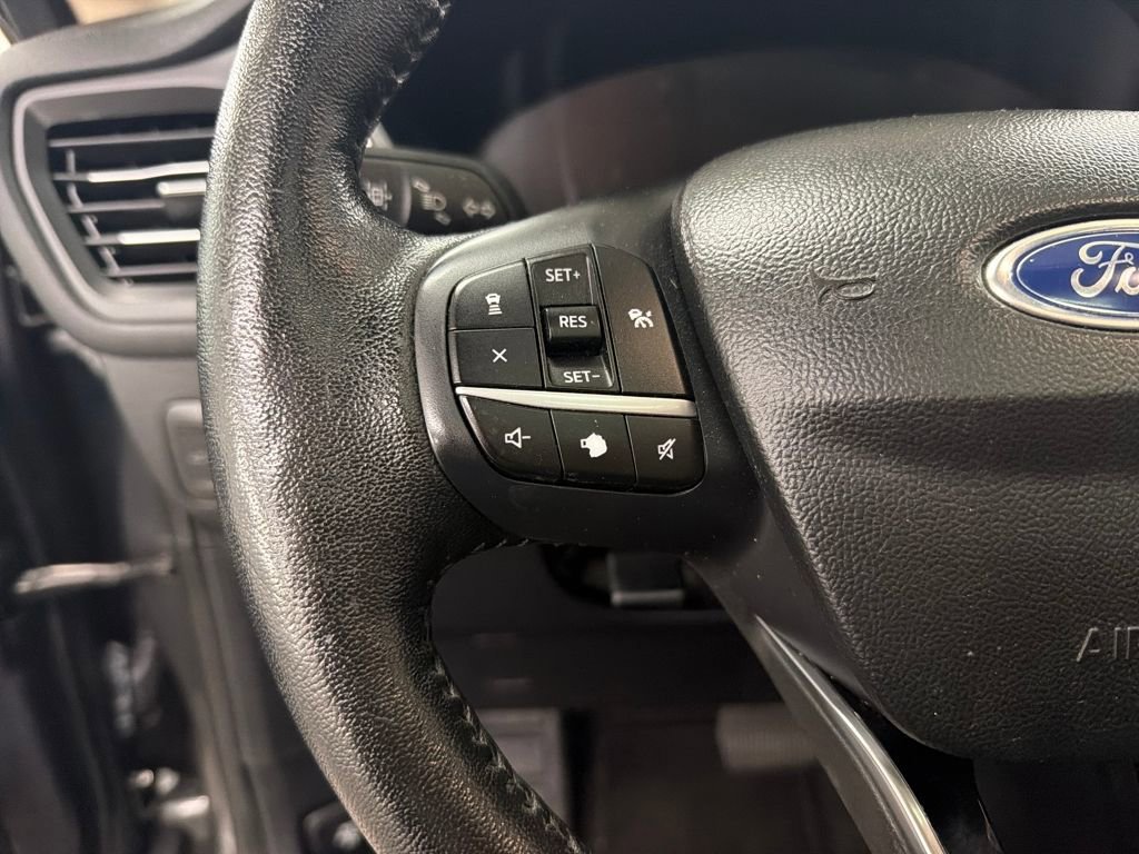 Certified 2020 Ford Escape SEL image 21