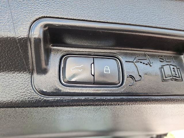 Certified 2022 Ford Explorer XLT AWD/4WD image 32