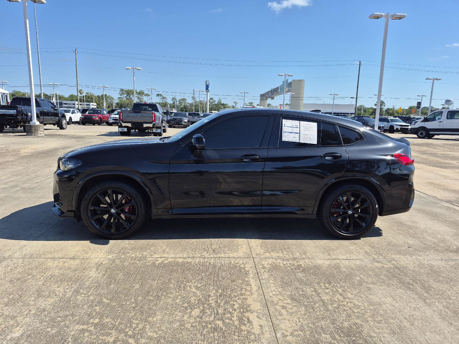 Used 2024 BMW X4 M40i AWD/4WD image 17