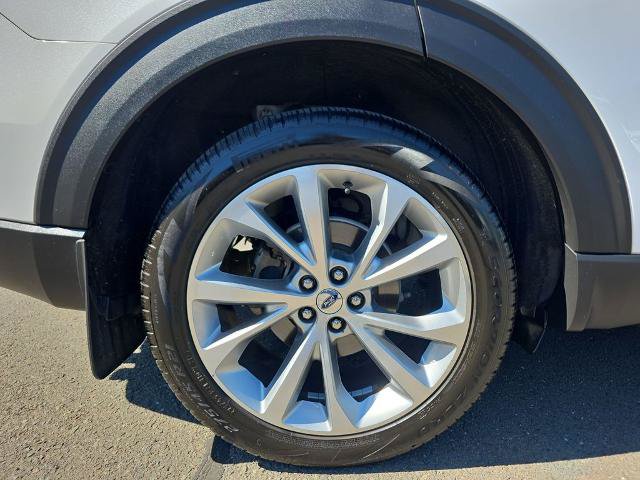 Certified 2021 Ford Explorer Platinum w/ Equipment Group 601A AWD/4WD image 12
