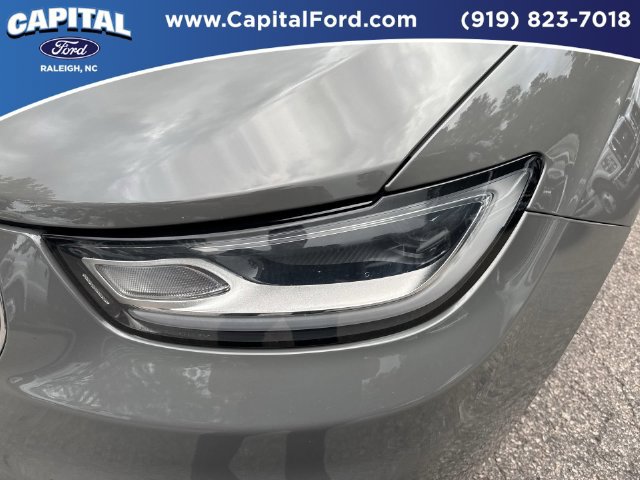 Used 2025 Chrysler Pacifica Select FWD image 11