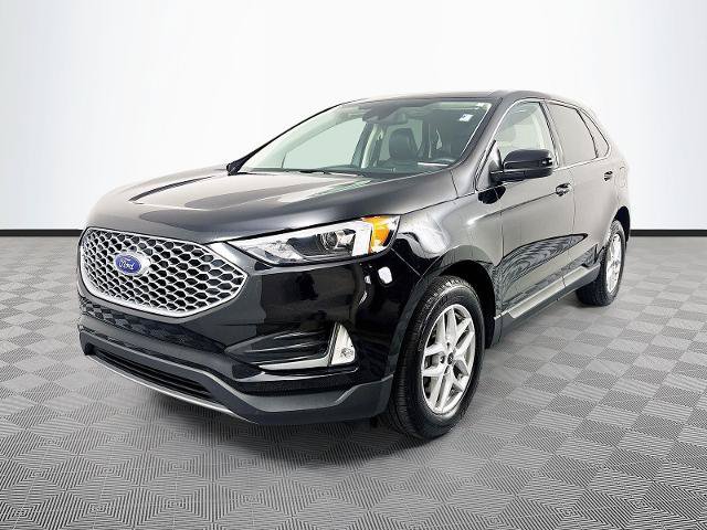 Certified 2024 Ford Edge SEL w/ Convenience Package AWD/4WD image 3