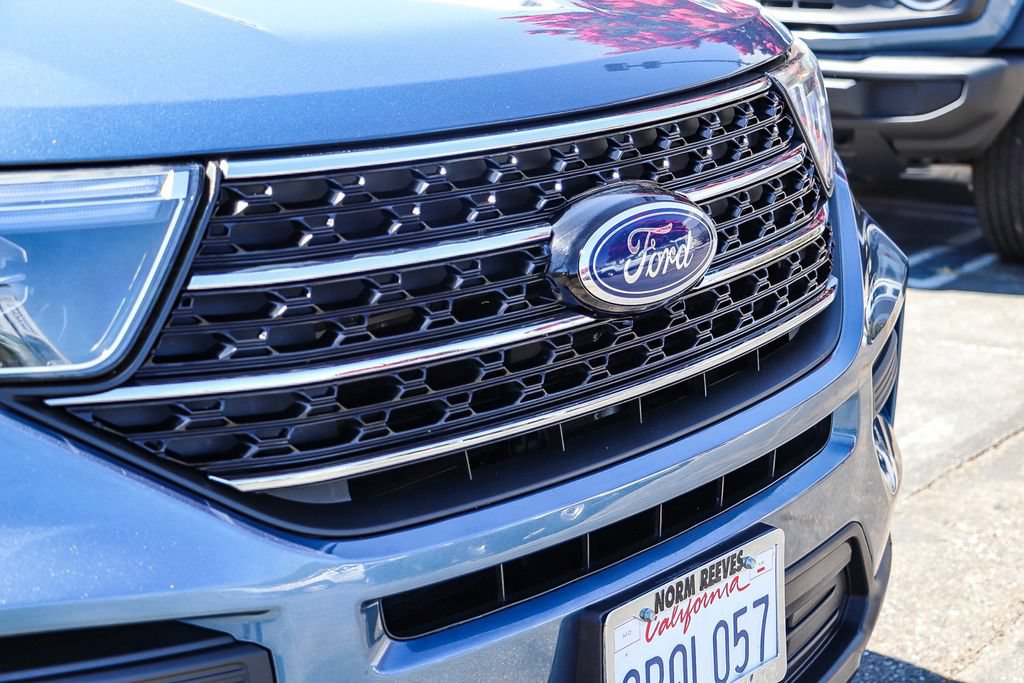 Certified 2020 Ford Explorer XLT RWD image 7