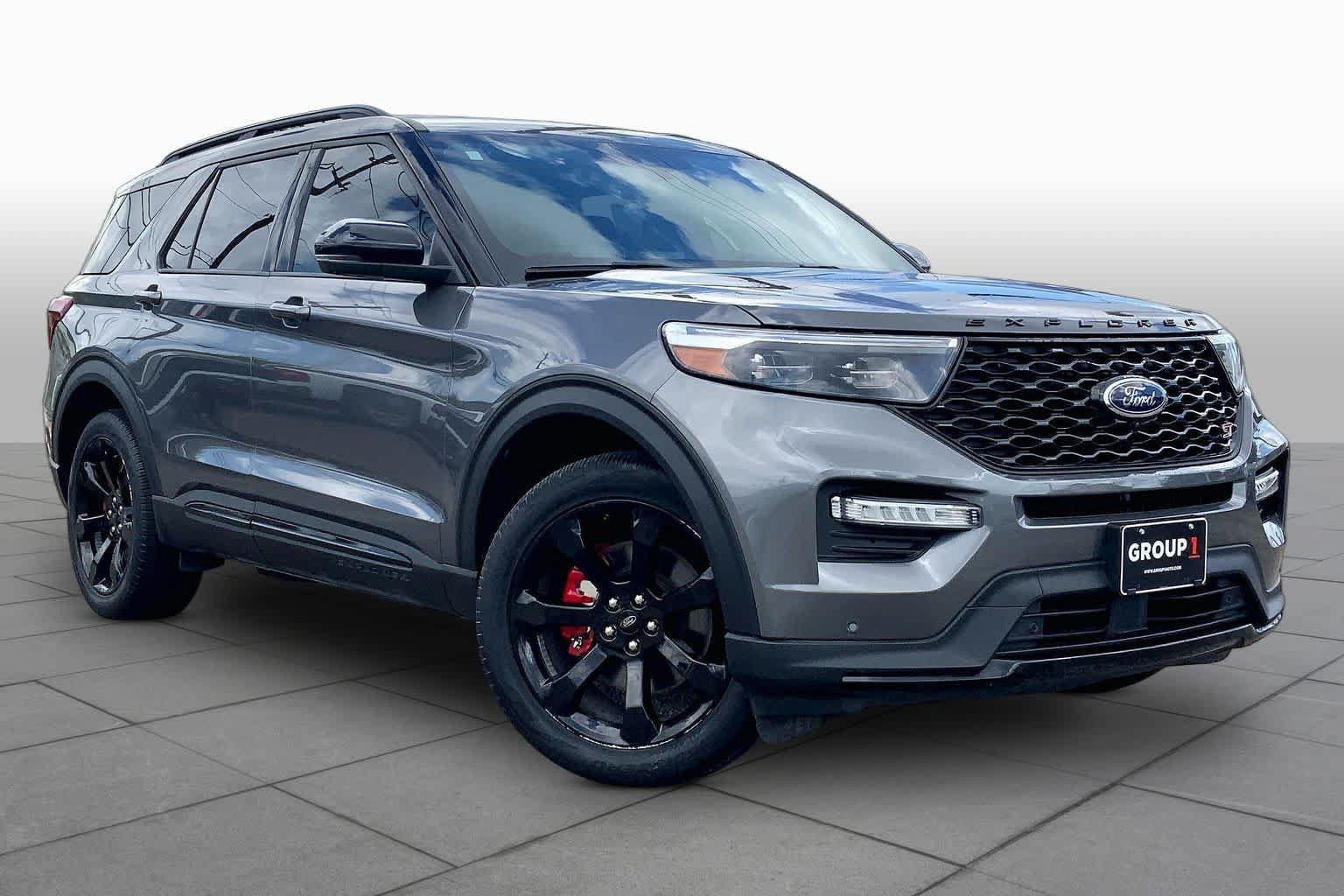 Certified 2023 Ford Explorer ST w/ Equipment Group 401A AWD/4WD image 3