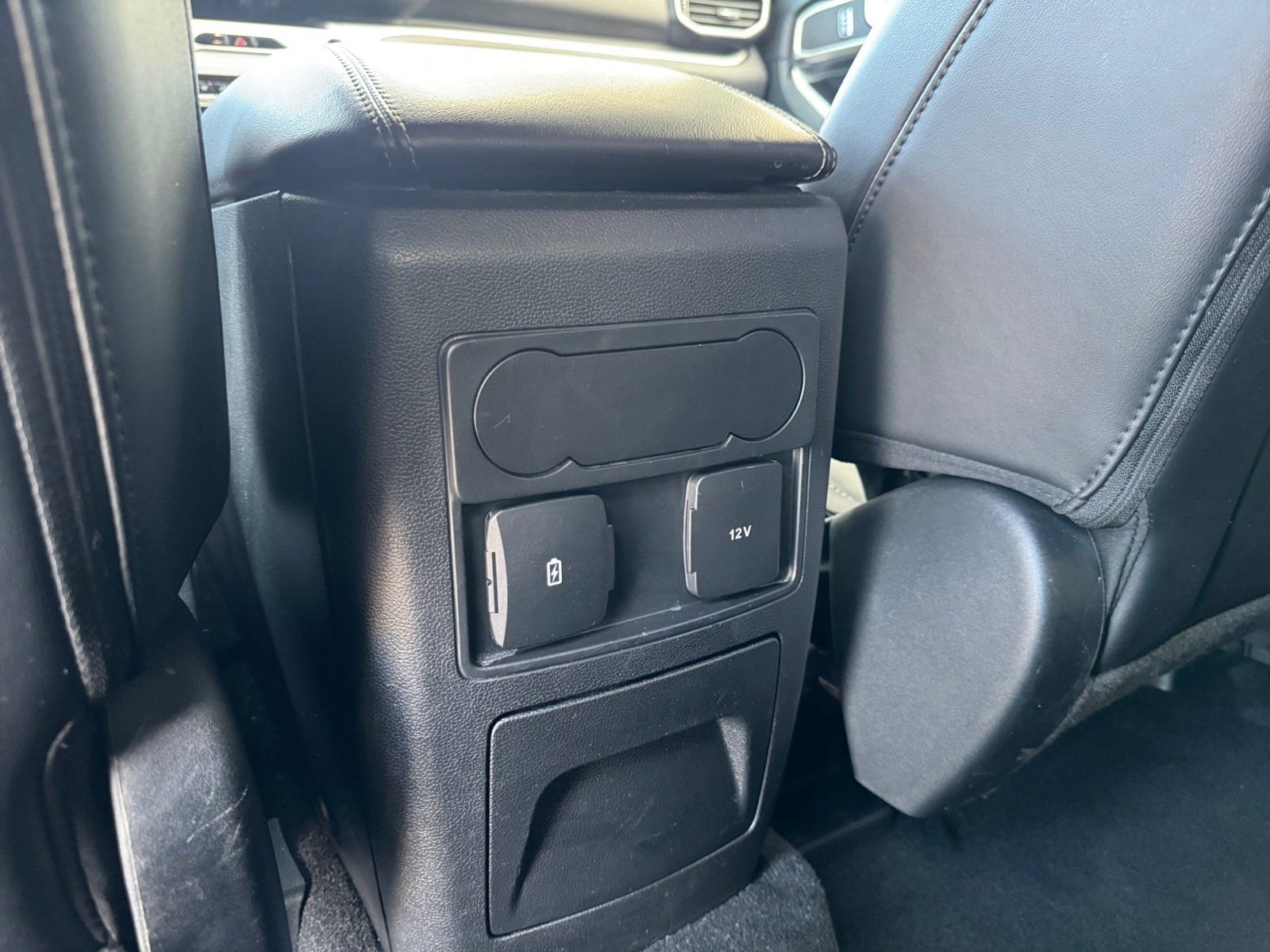 Certified 2023 Ford Explorer XLT w/ Equipment Group 202A image 18