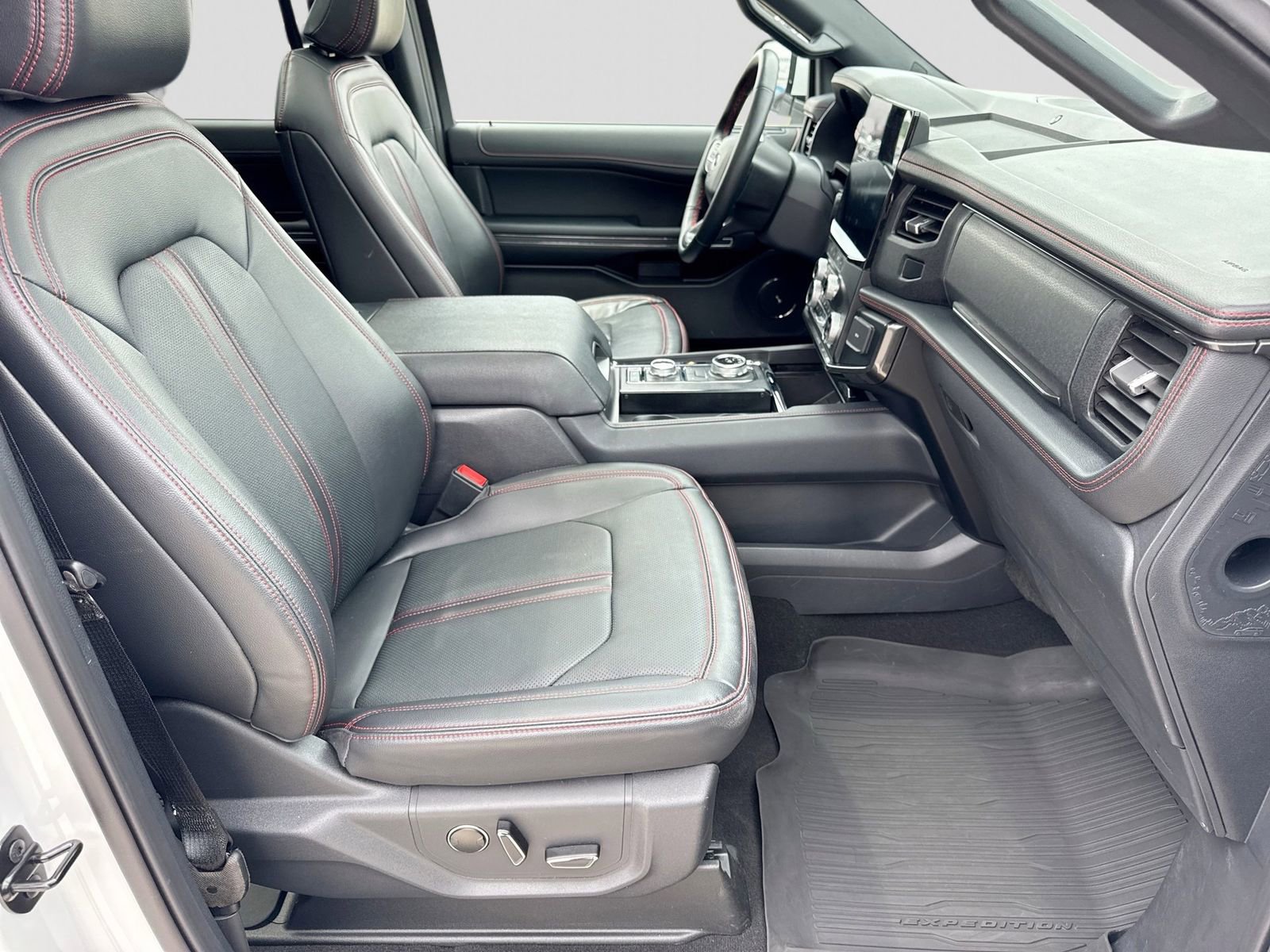 Certified 2023 Ford Expedition Limited AWD/4WD image 29
