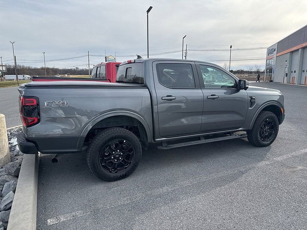 Certified 2025 Ford Ranger Lariat w/ FX4 Off-Road Package image 3
