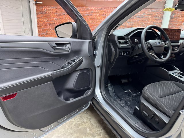 Certified 2023 Ford Escape Active w/ Tech Pack #1 image 10