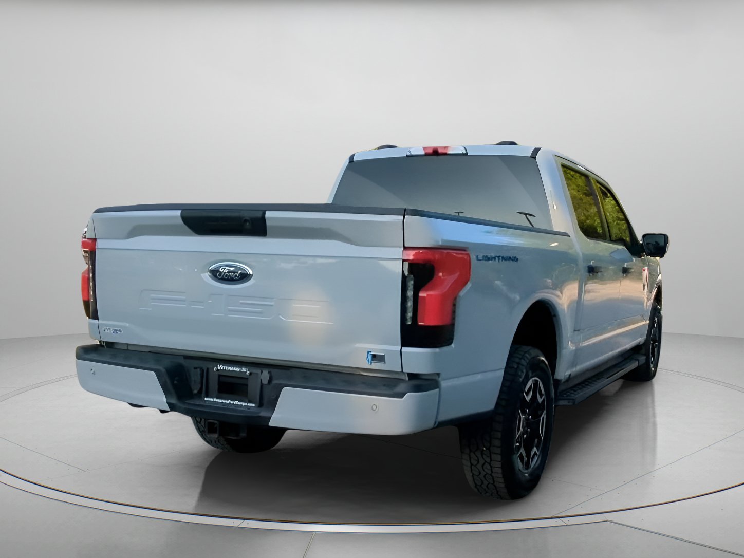 Certified 2023 Ford F150 Lightning XLT AWD/4WD image 26