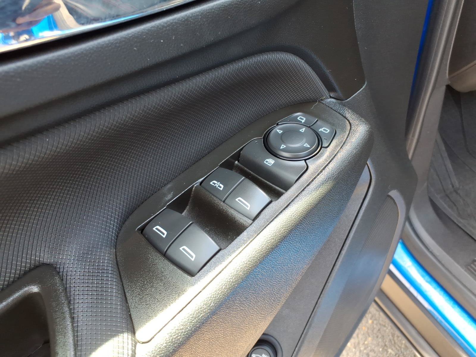Used 2024 Chevrolet Equinox RS w/ LPO, Floor Liner Package AWD/4WD image 15