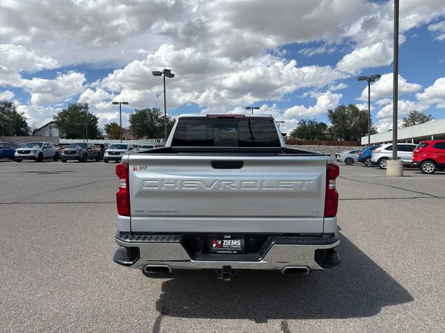 Used 2021 Chevrolet Silverado 1500 LT w/ Z71 Off-Road Package AWD/4WD image 4